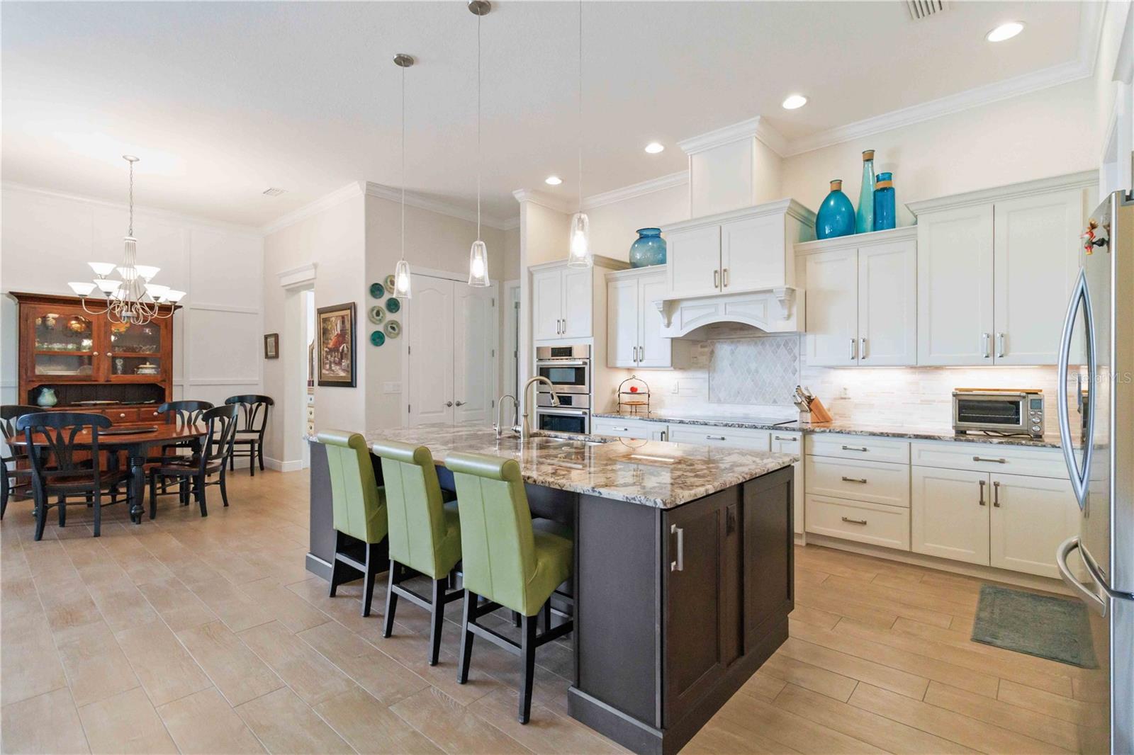 15762 VISCOUNT CIR, PORT CHARLOTTE, FL, 33981