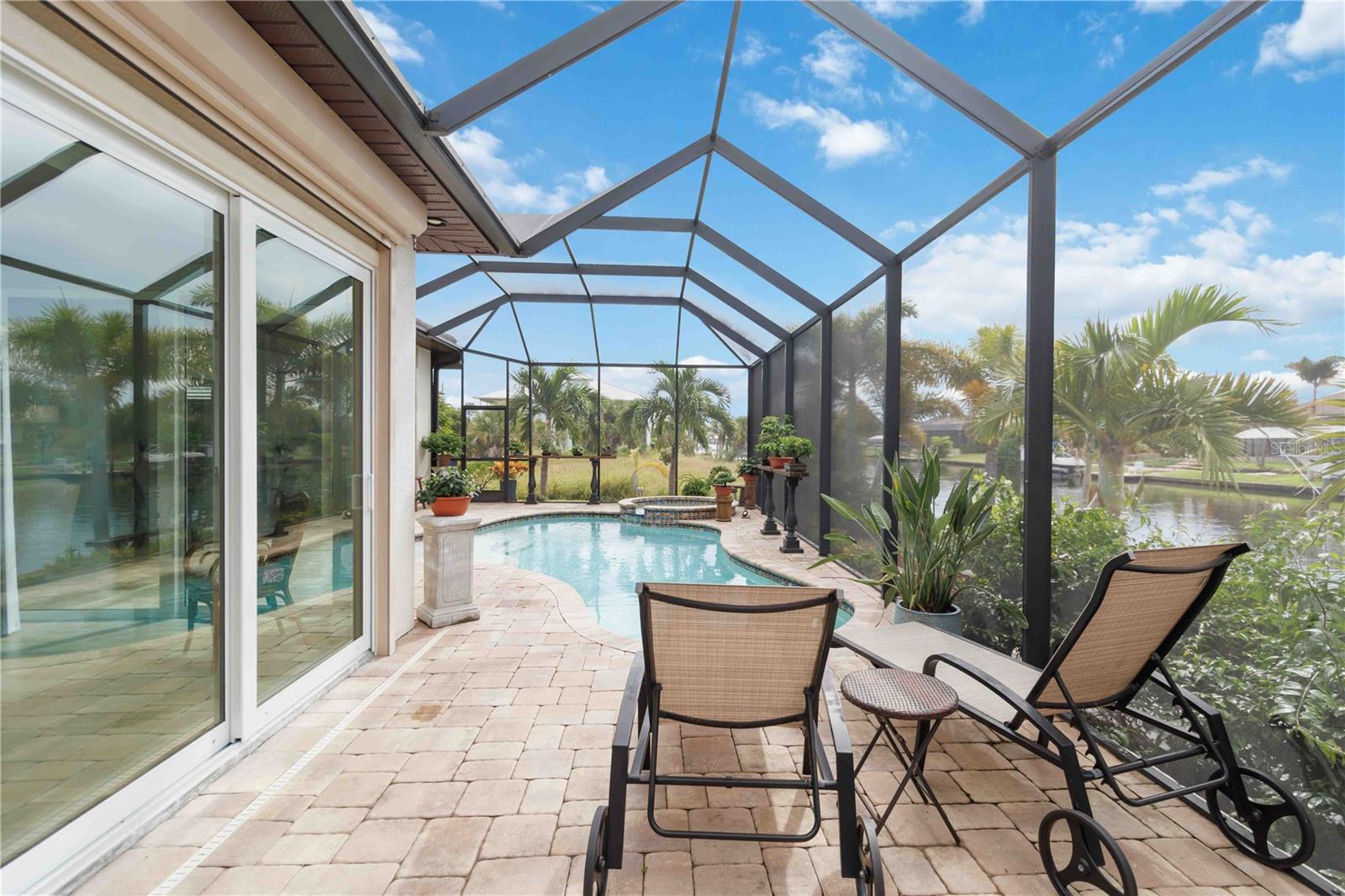 15762 VISCOUNT CIR, PORT CHARLOTTE, FL, 33981