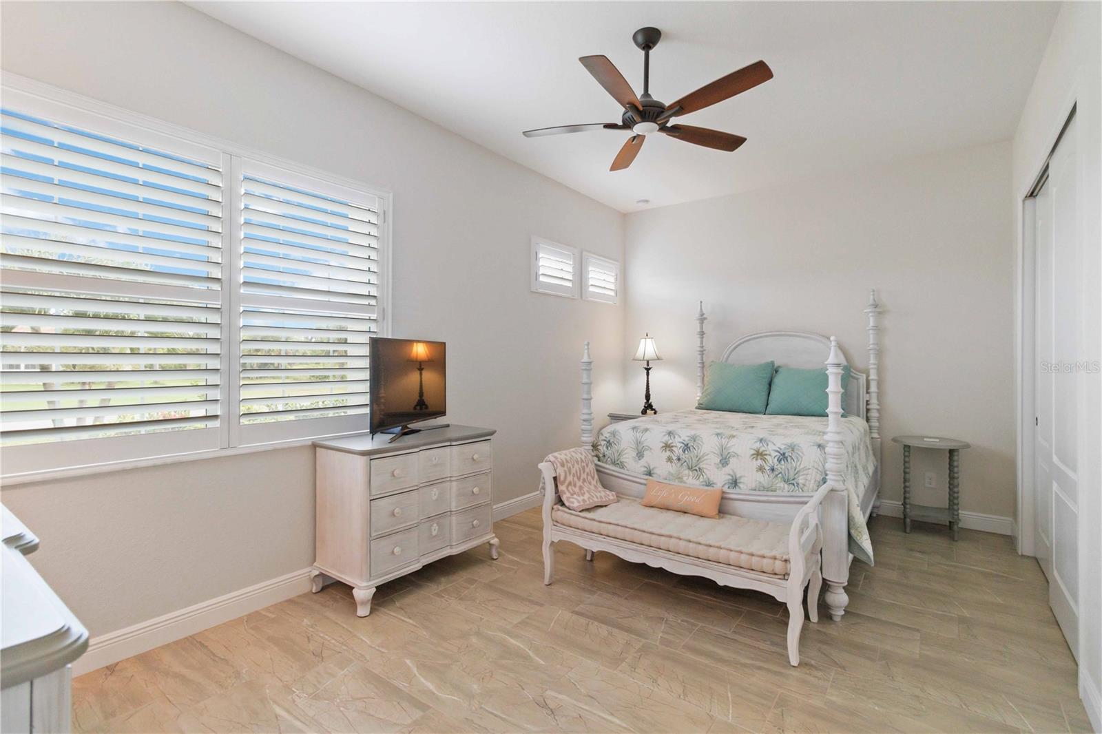 15762 VISCOUNT CIR, PORT CHARLOTTE, FL, 33981