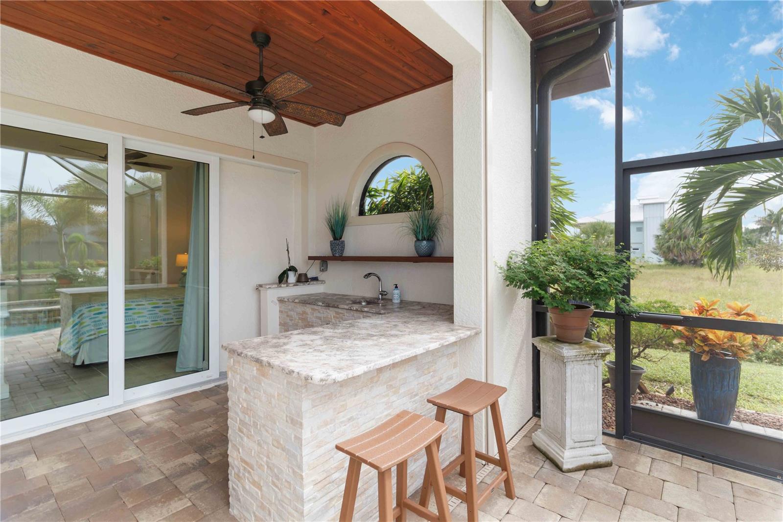 15762 VISCOUNT CIR, PORT CHARLOTTE, FL, 33981