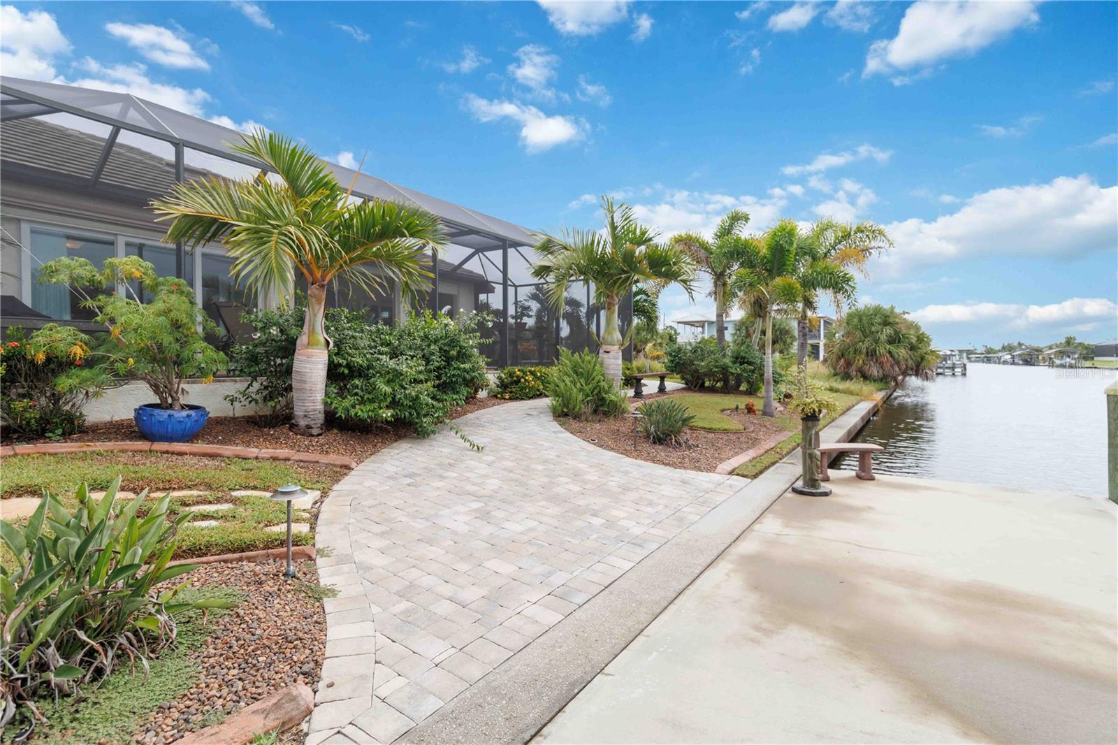 15762 VISCOUNT CIR, PORT CHARLOTTE, FL, 33981