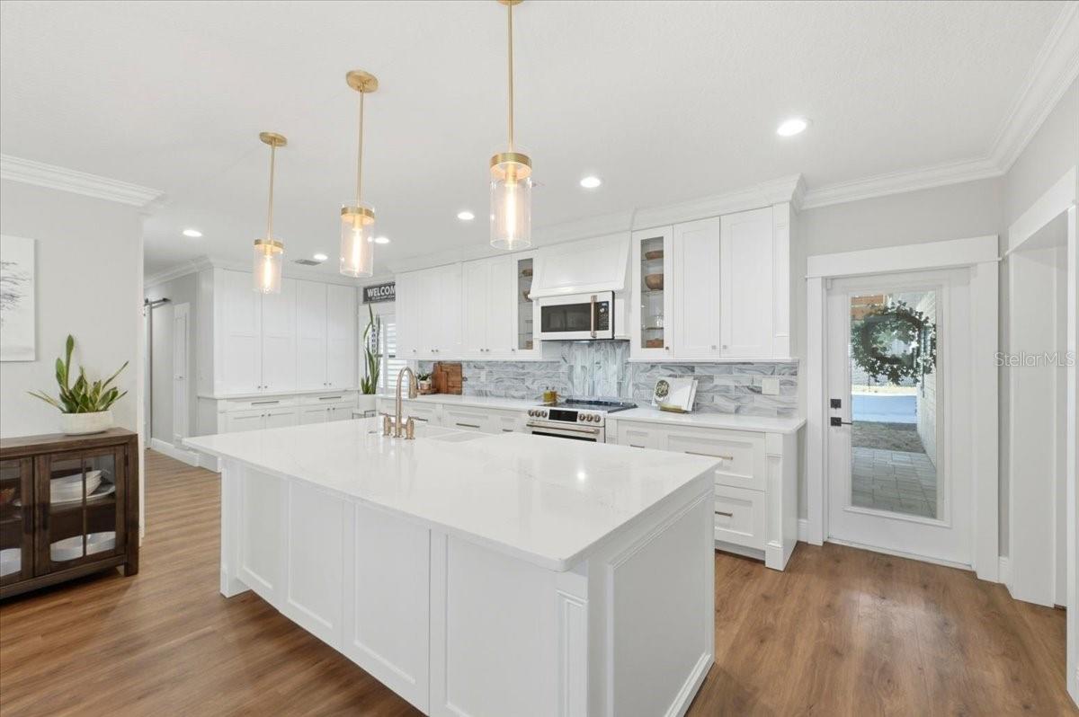 12434 LAKESHORE DR, CLERMONT, FL, 34711