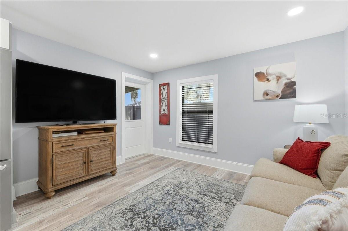 12434 LAKESHORE DR, CLERMONT, FL, 34711