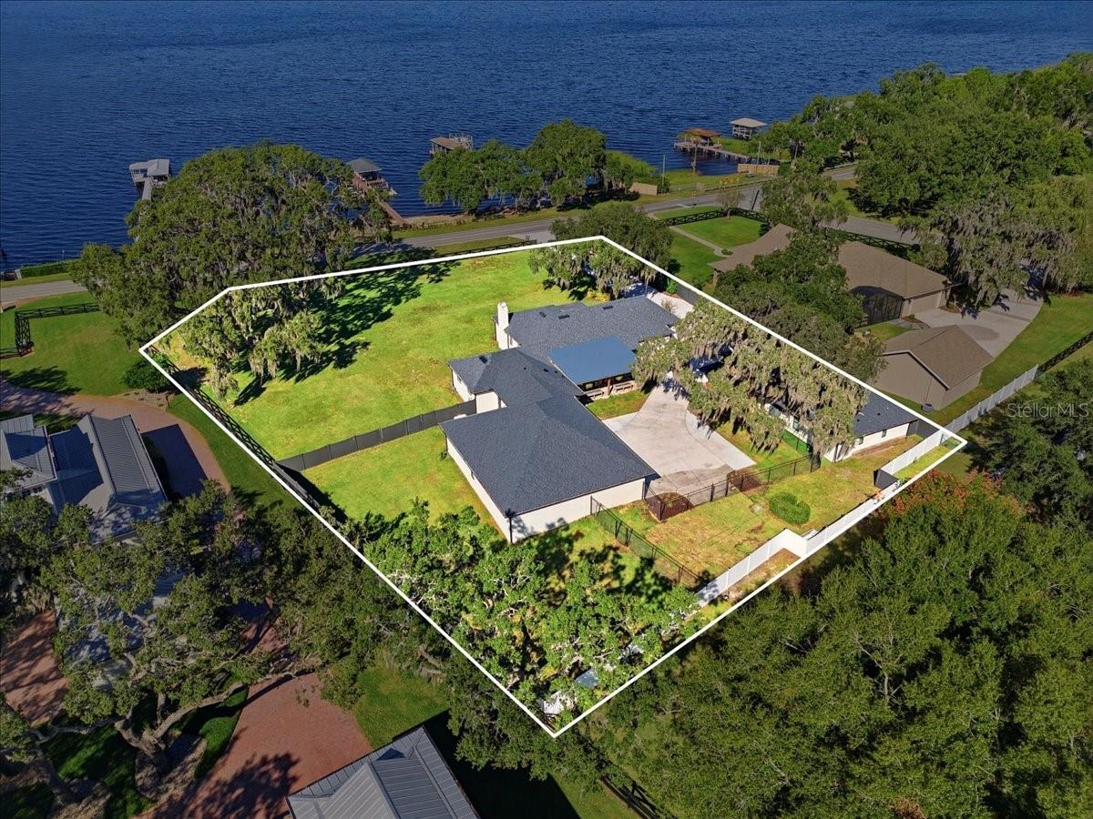 12434 LAKESHORE DR, CLERMONT, FL, 34711