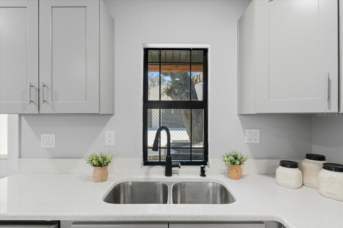 12434 LAKESHORE DR, CLERMONT, FL, 34711