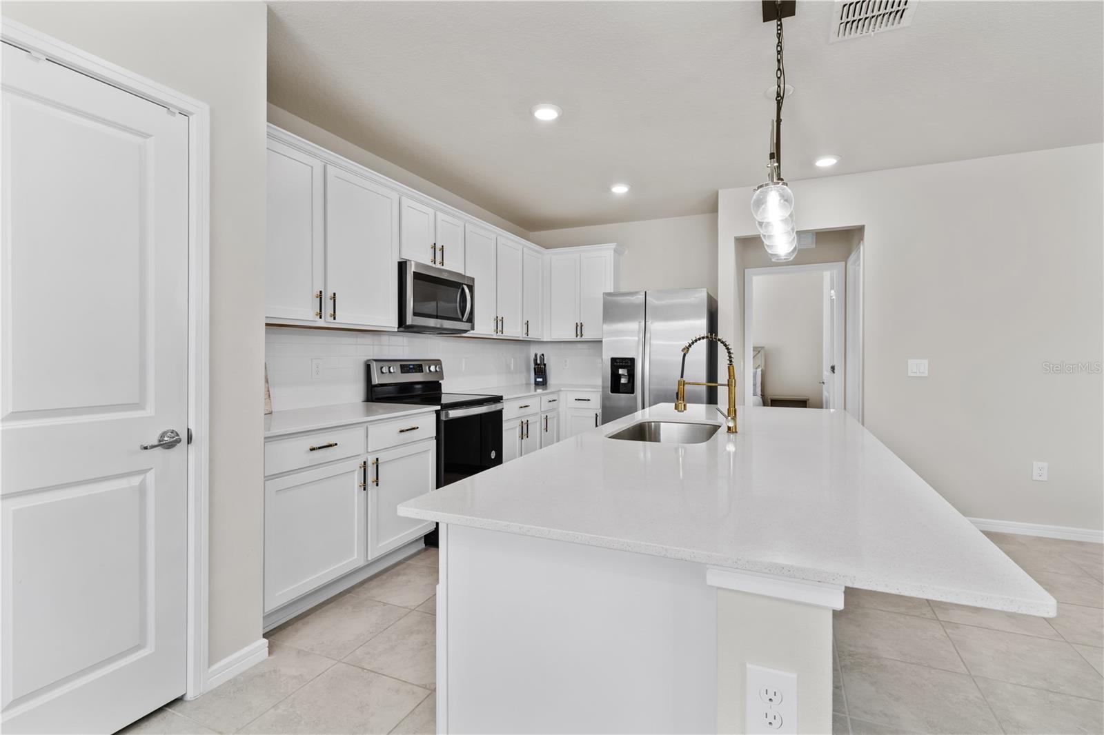 1667 DELIGHTFUL DR, DAVENPORT, FL, 33896