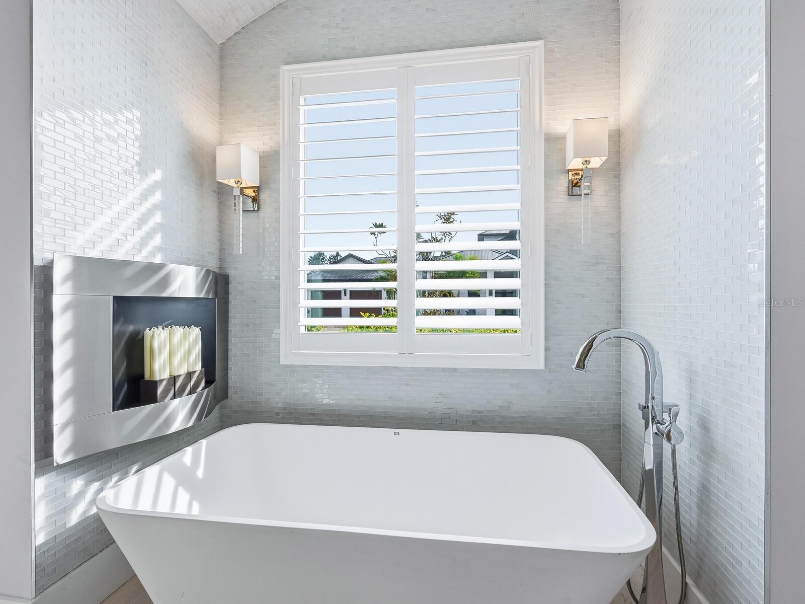 A4671915 Property Photo