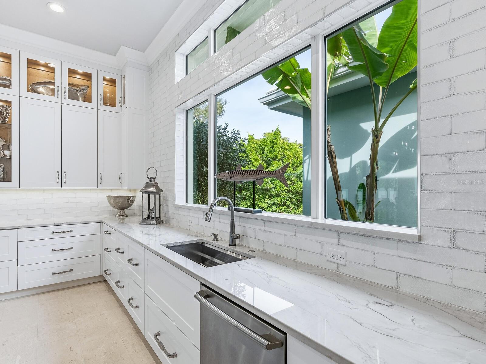 A4671915 Property Photo