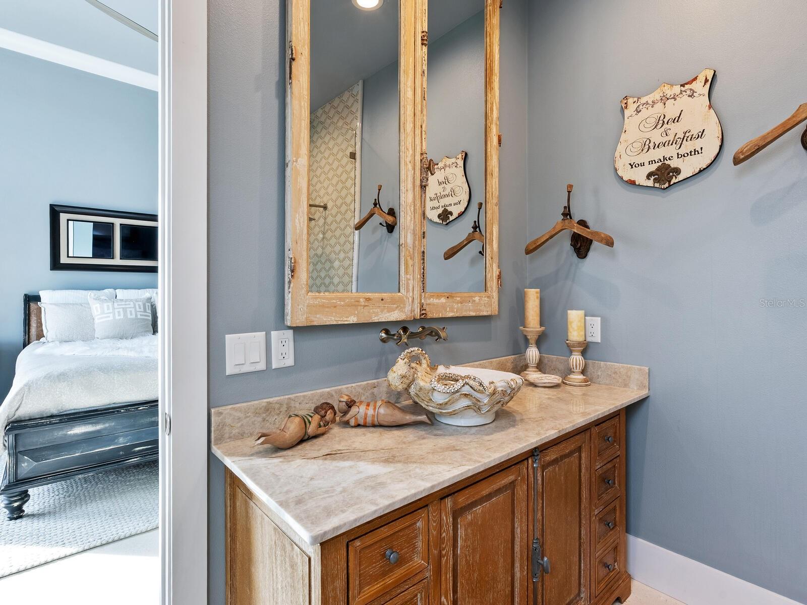 A4671915 Property Photo