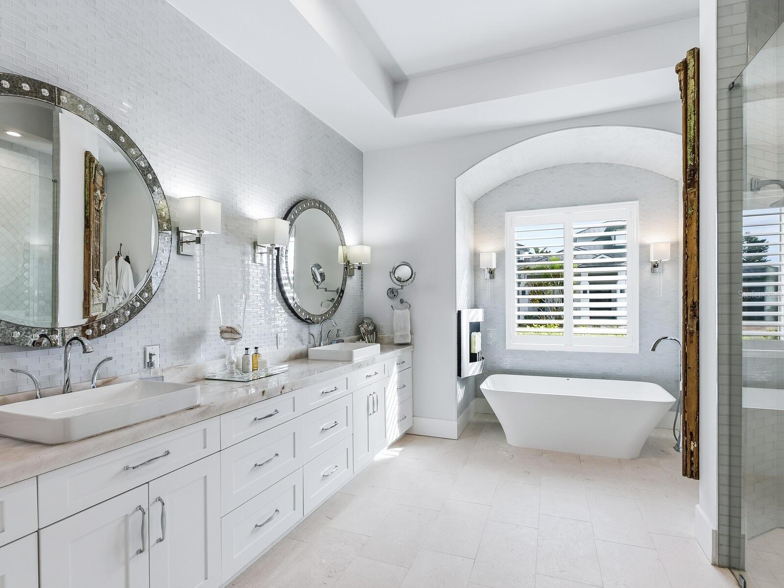 A4671915 Property Photo