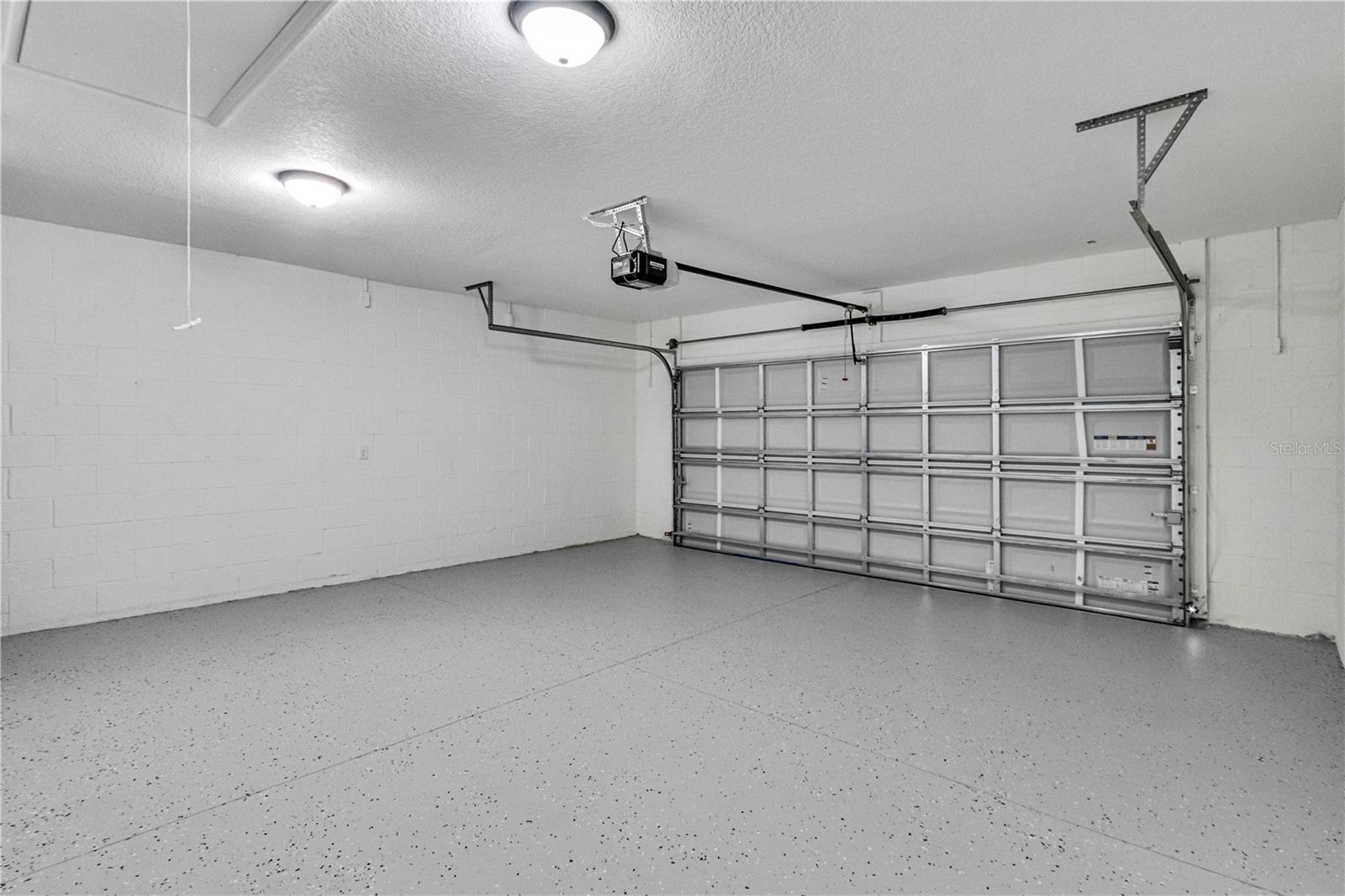 1622 N MERRICK DR, DELTONA, FL, 32725