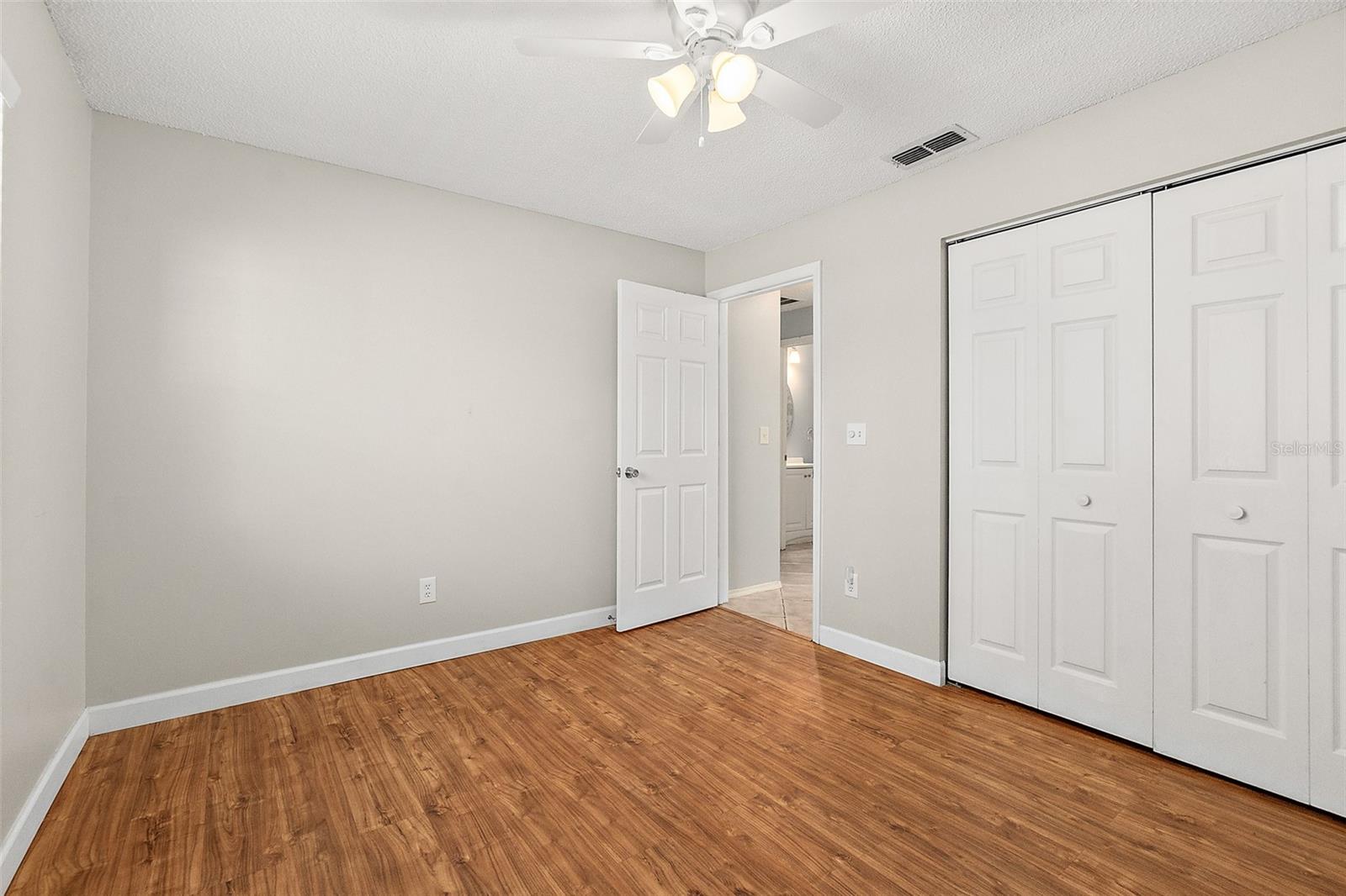 5 ZACHARIAS PL, PALM COAST, FL, 32164