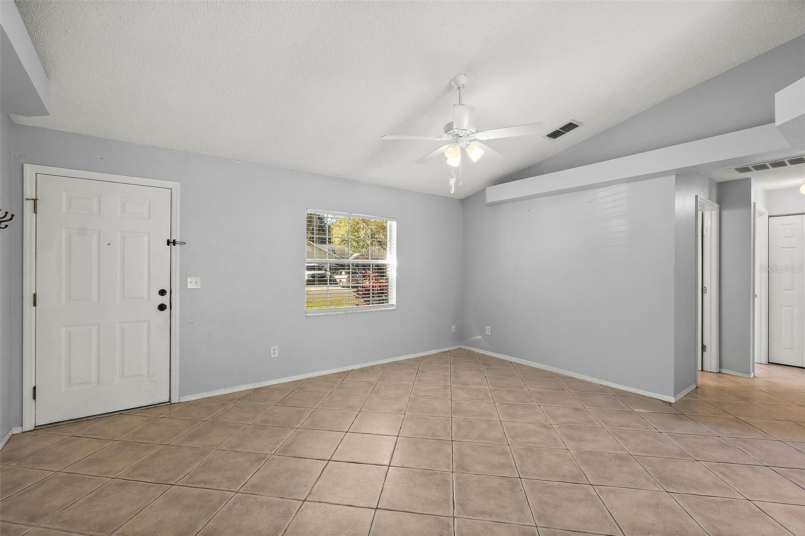 5 ZACHARIAS PL, PALM COAST, FL, 32164