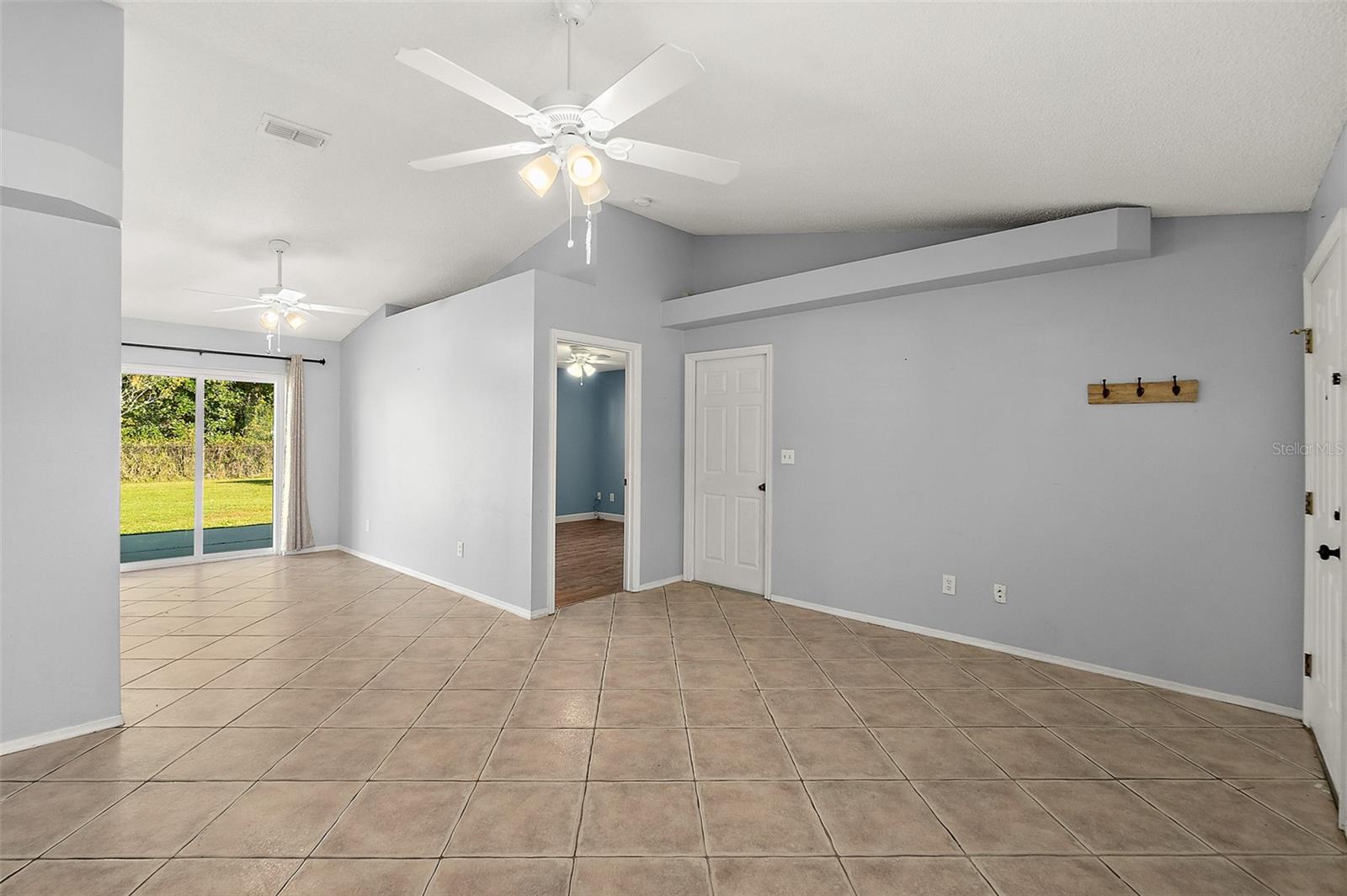 5 ZACHARIAS PL, PALM COAST, FL, 32164