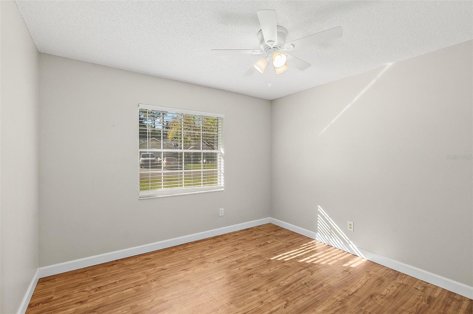 5 ZACHARIAS PL, PALM COAST, FL, 32164