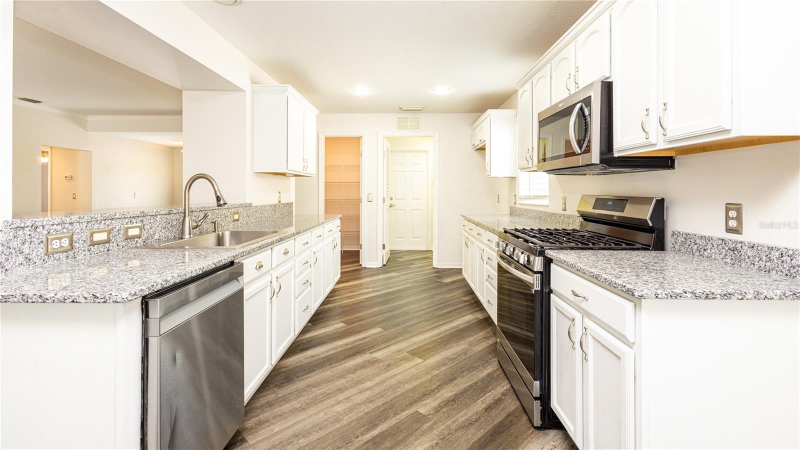 4245 ARLINGTON RIDGE BLVD, LEESBURG, FL, 34748