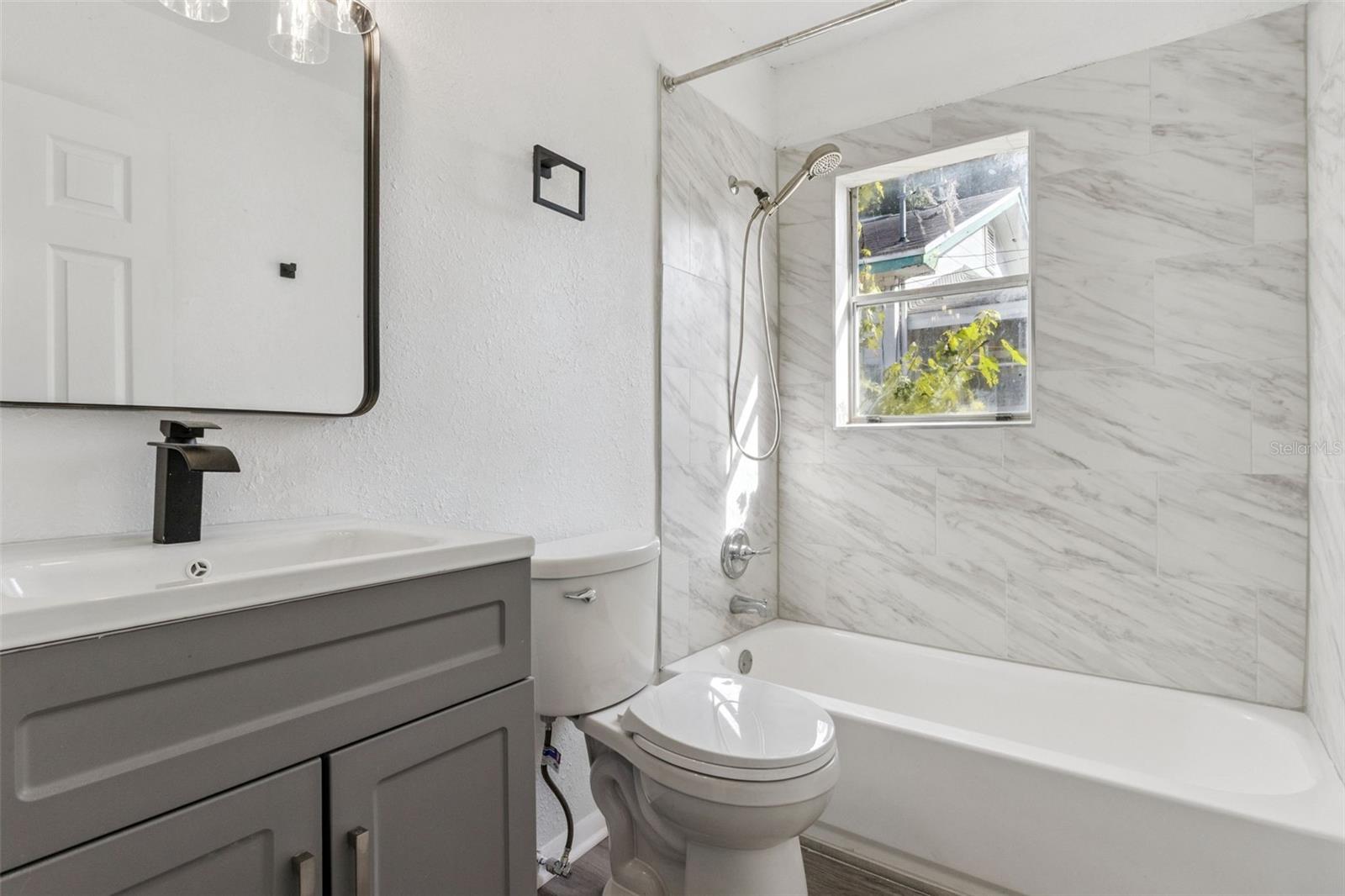 301 BASSEDENA CIR N, LAKELAND, FL, 33805