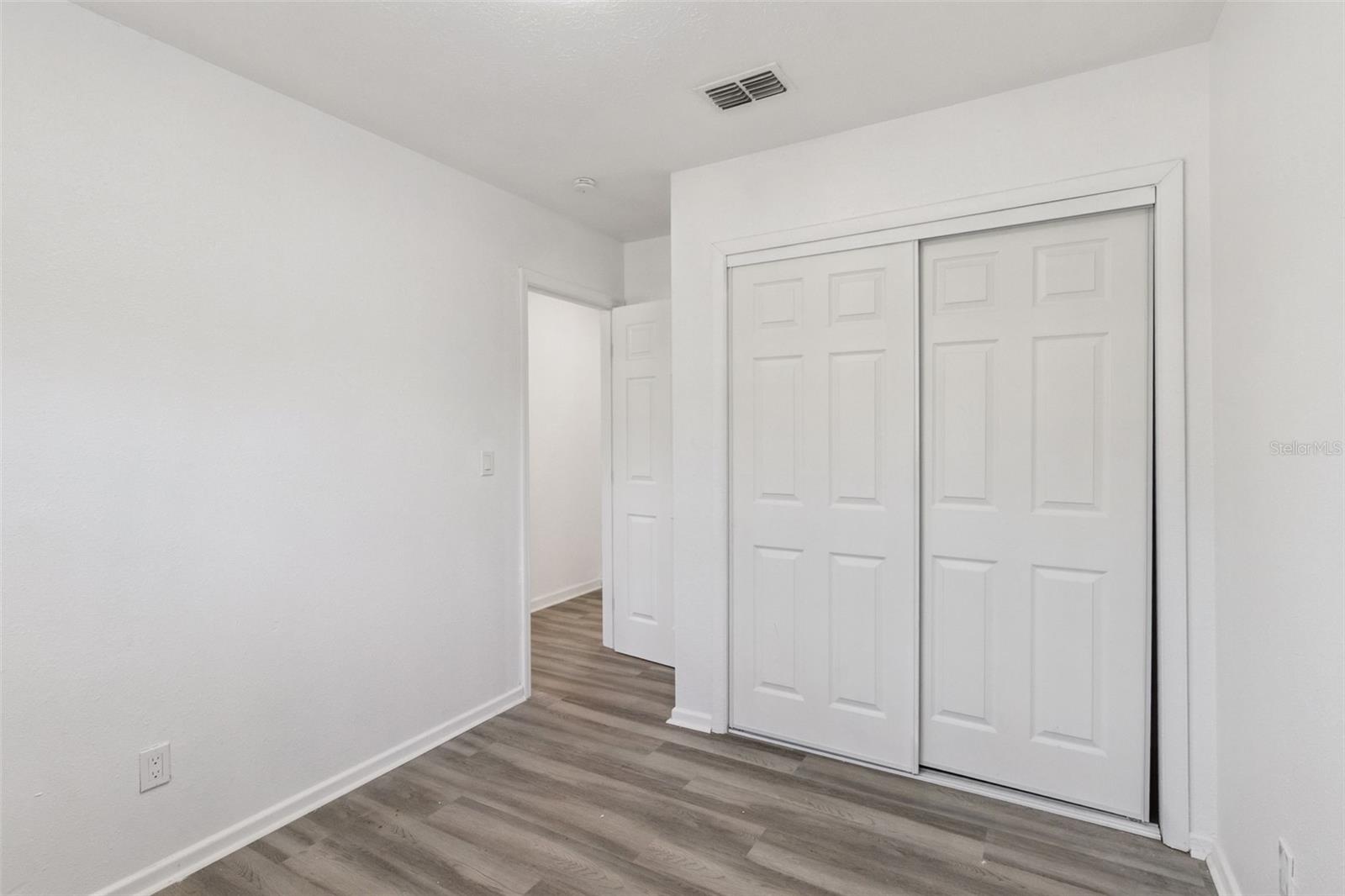 301 BASSEDENA CIR N, LAKELAND, FL, 33805