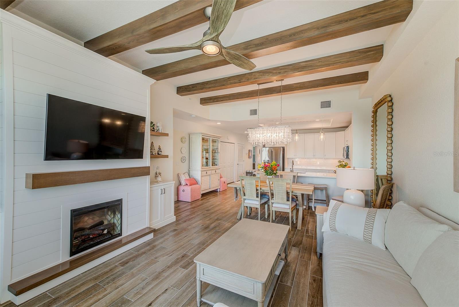 20001 GULF BLVD #403, INDIAN SHORES, FL, 33785