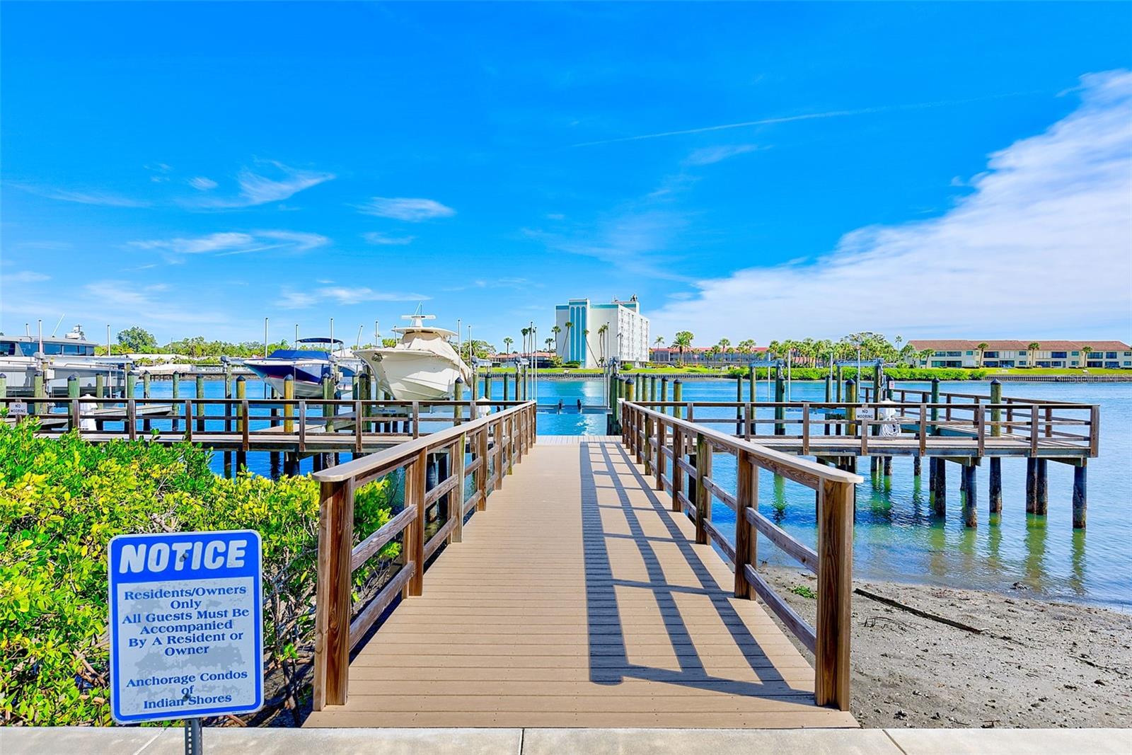 20001 GULF BLVD #403, INDIAN SHORES, FL, 33785