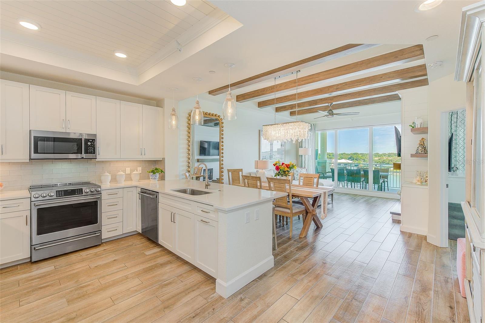 20001 GULF BLVD #403, INDIAN SHORES, FL, 33785