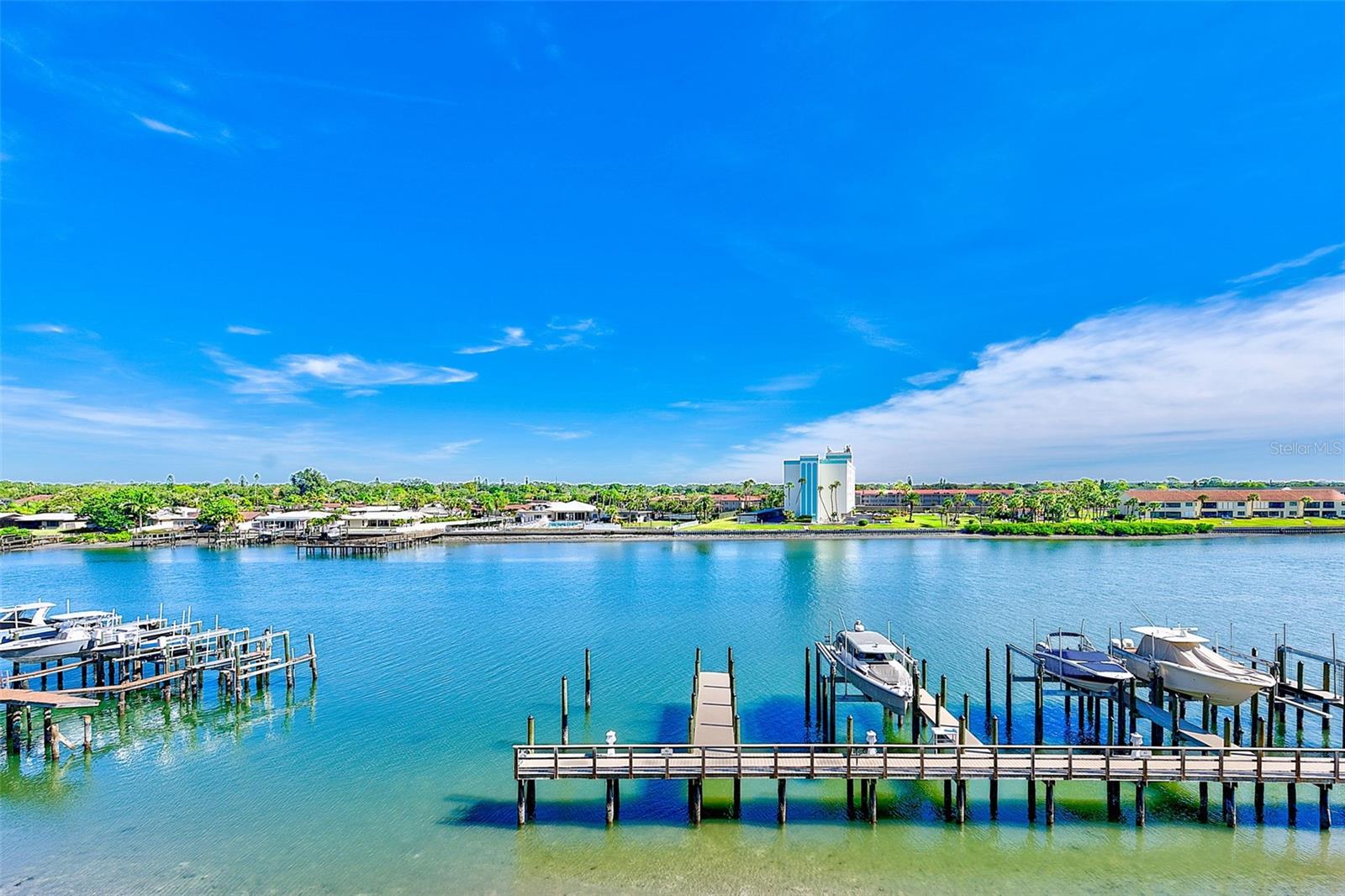20001 GULF BLVD #403, INDIAN SHORES, FL, 33785