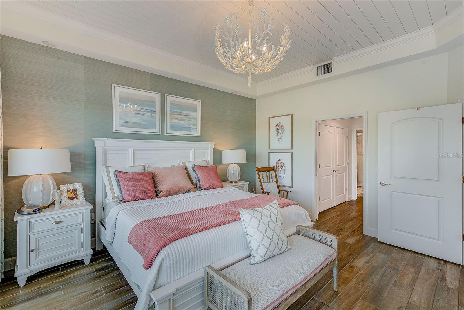 20001 GULF BLVD #403, INDIAN SHORES, FL, 33785