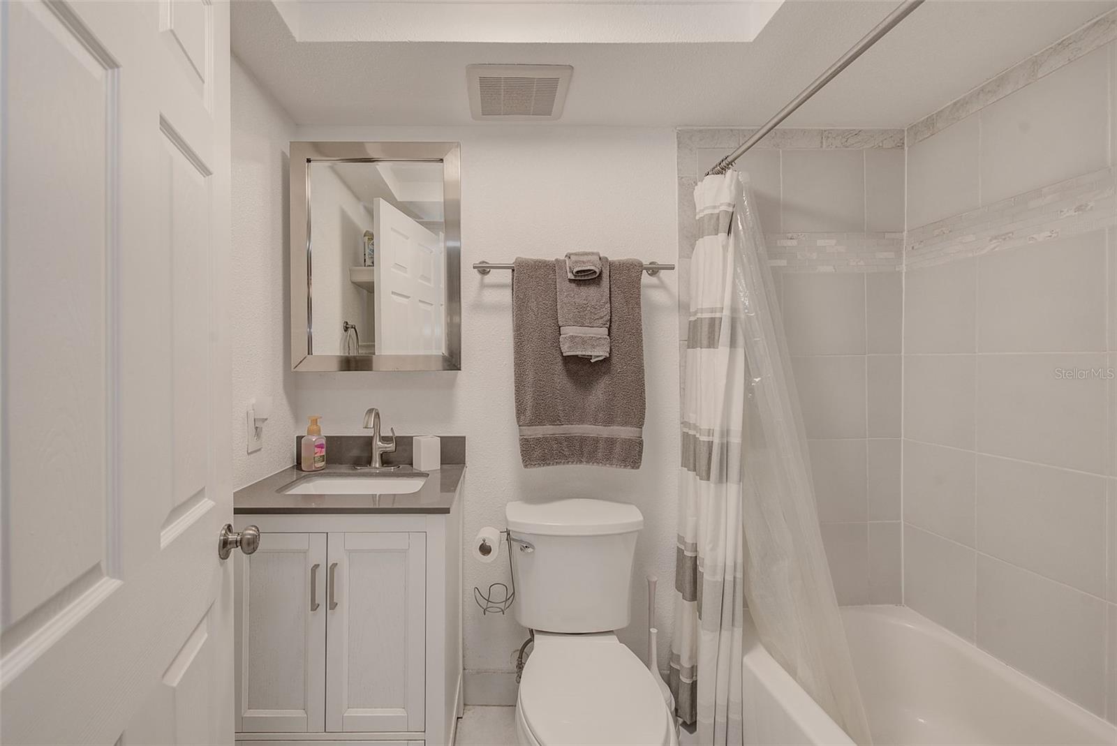 18610 GULF BLVD #111, INDIAN SHORES, FL, 33785