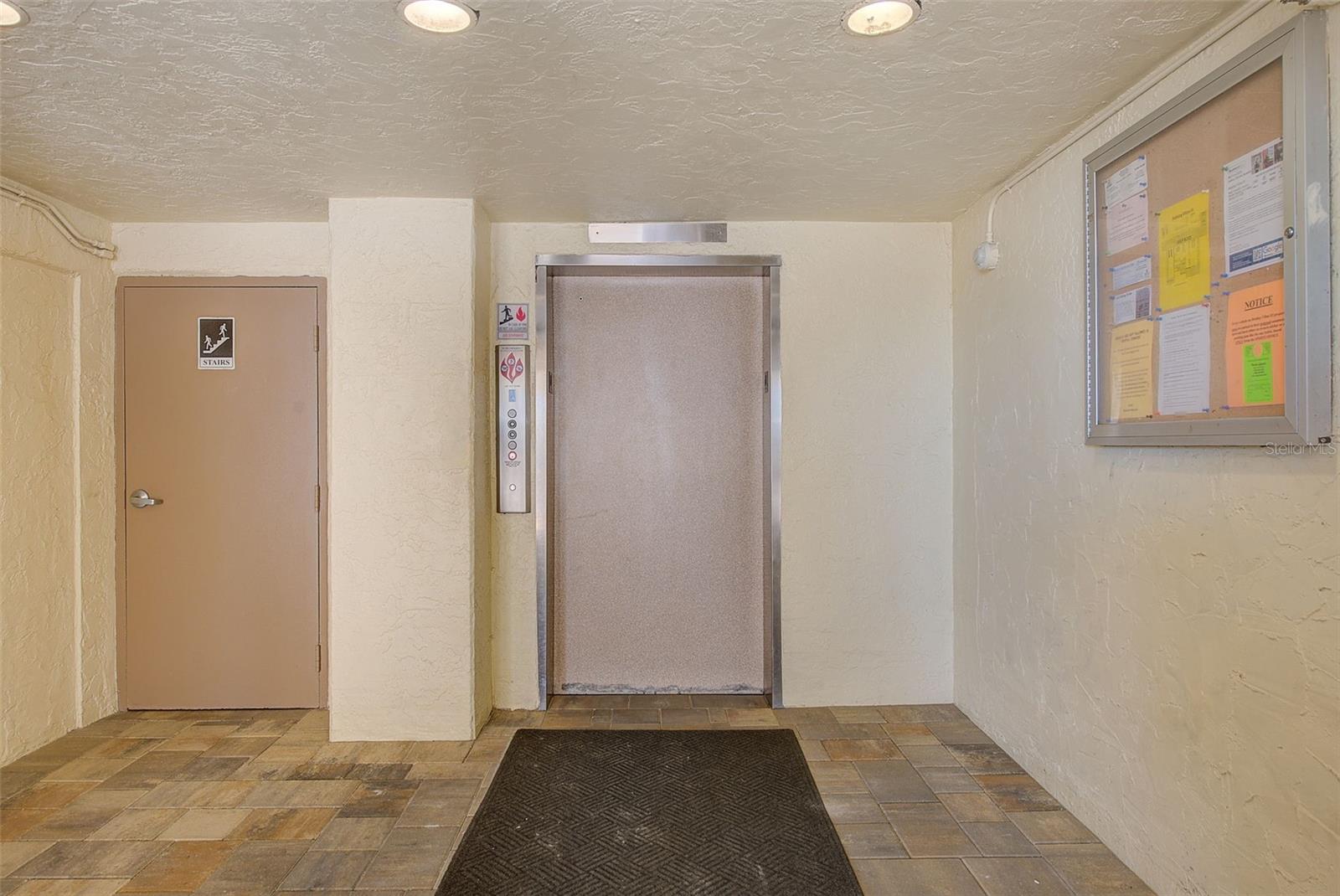 18610 GULF BLVD #111, INDIAN SHORES, FL, 33785