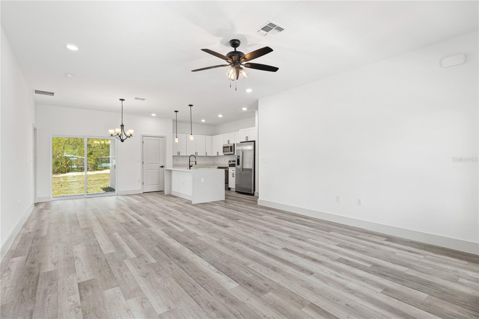 1398 SW BREEZY POINT DR, DUNNELLON, FL, 34431