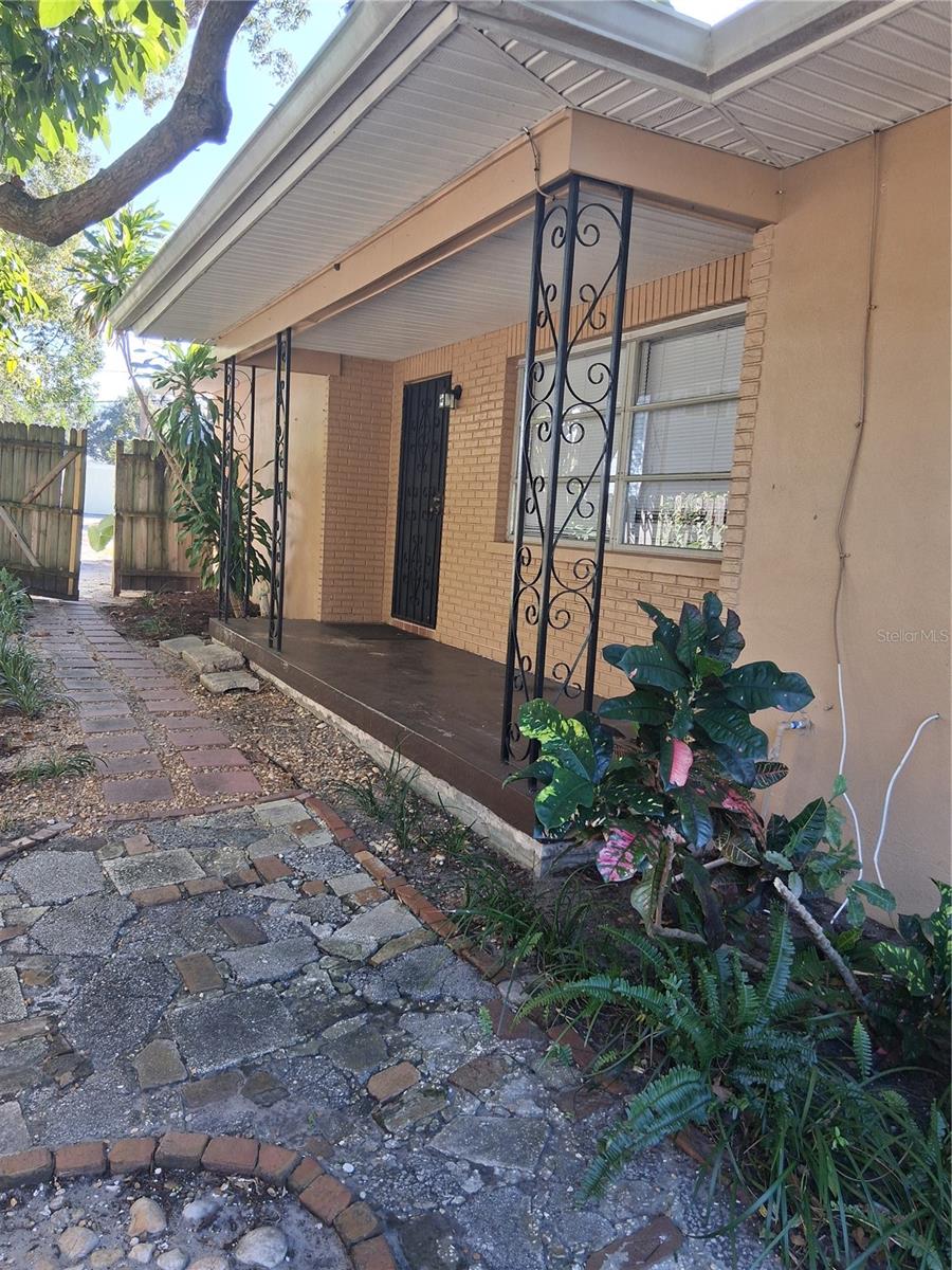 710 4TH AVE NW, LARGO, FL, 33770