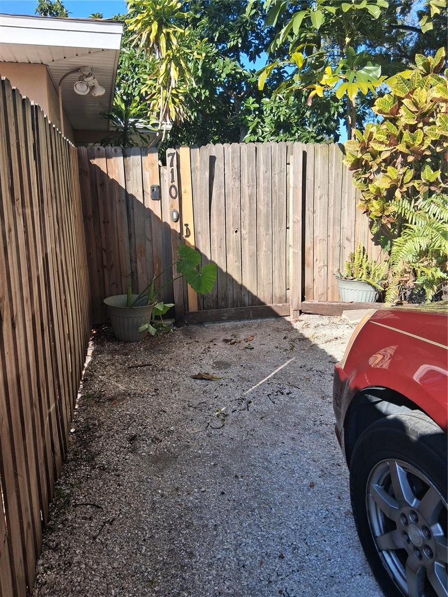 710 4TH AVE NW, LARGO, FL, 33770