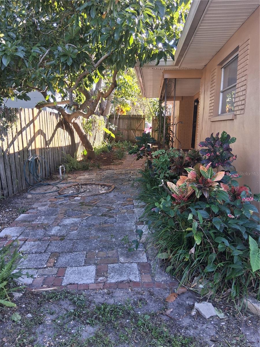 710 4TH AVE NW, LARGO, FL, 33770