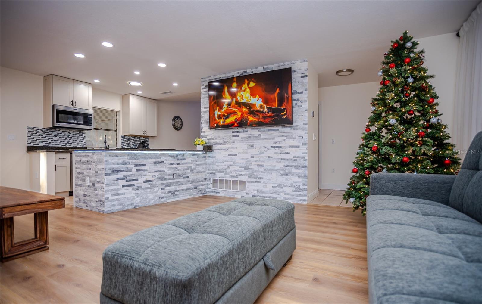 2719 FOREST KNOLL DR, SARASOTA, FL, 34232