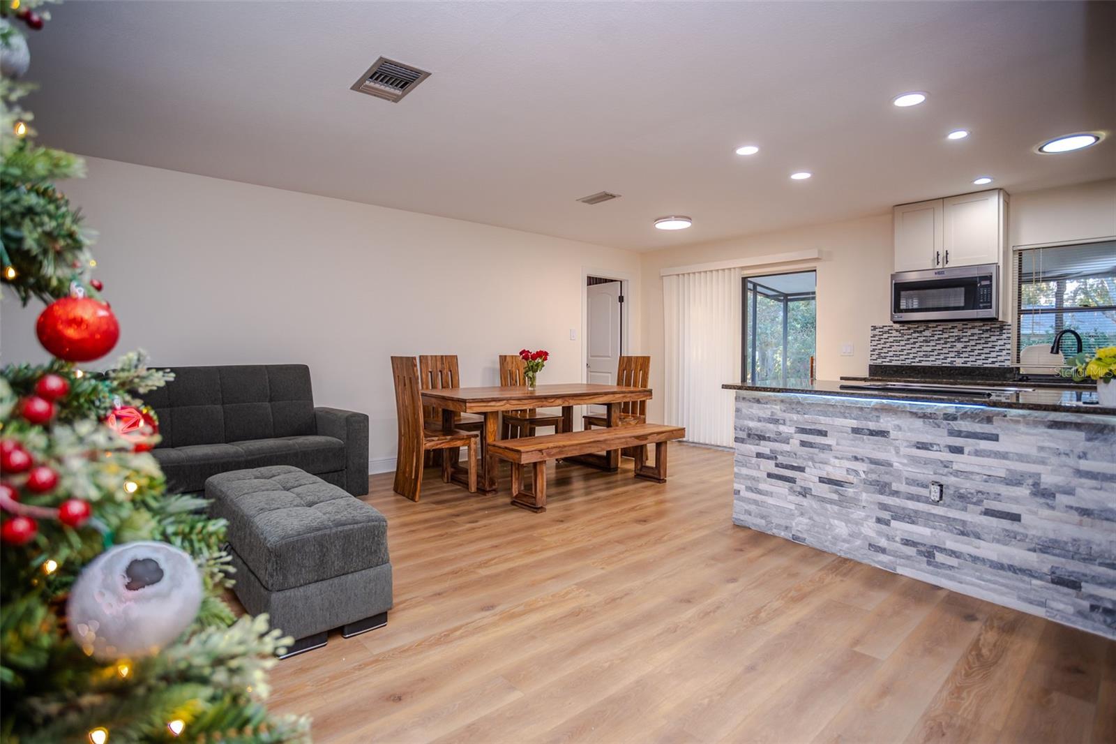 2719 FOREST KNOLL DR, SARASOTA, FL, 34232