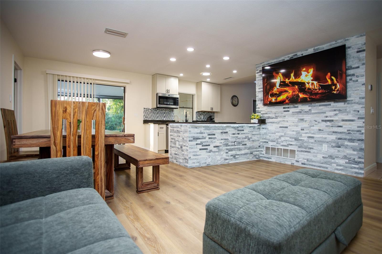 2719 FOREST KNOLL DR, SARASOTA, FL, 34232