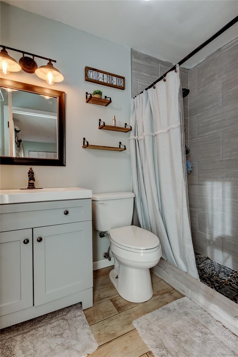 10608 OAKHAVEN DR, PINELLAS PARK, FL, 33782