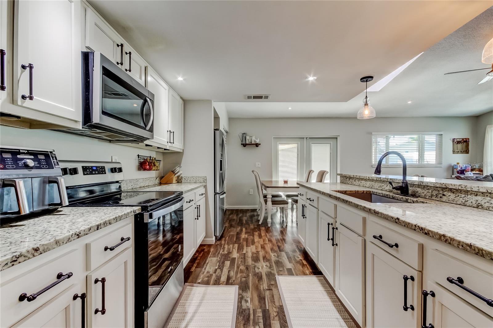 10608 OAKHAVEN DR, PINELLAS PARK, FL, 33782