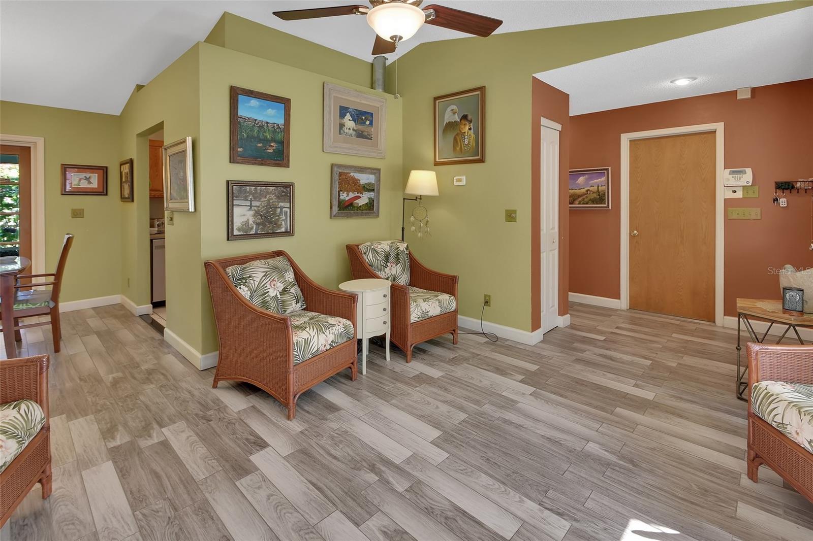 1559 W EUCLID AVE, DELAND, FL, 32720