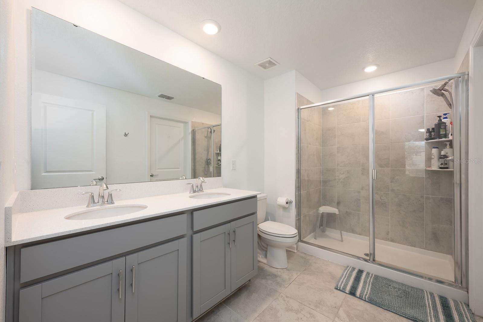 6936 DILLY LAKE AVE, GROVELAND, FL, 34736