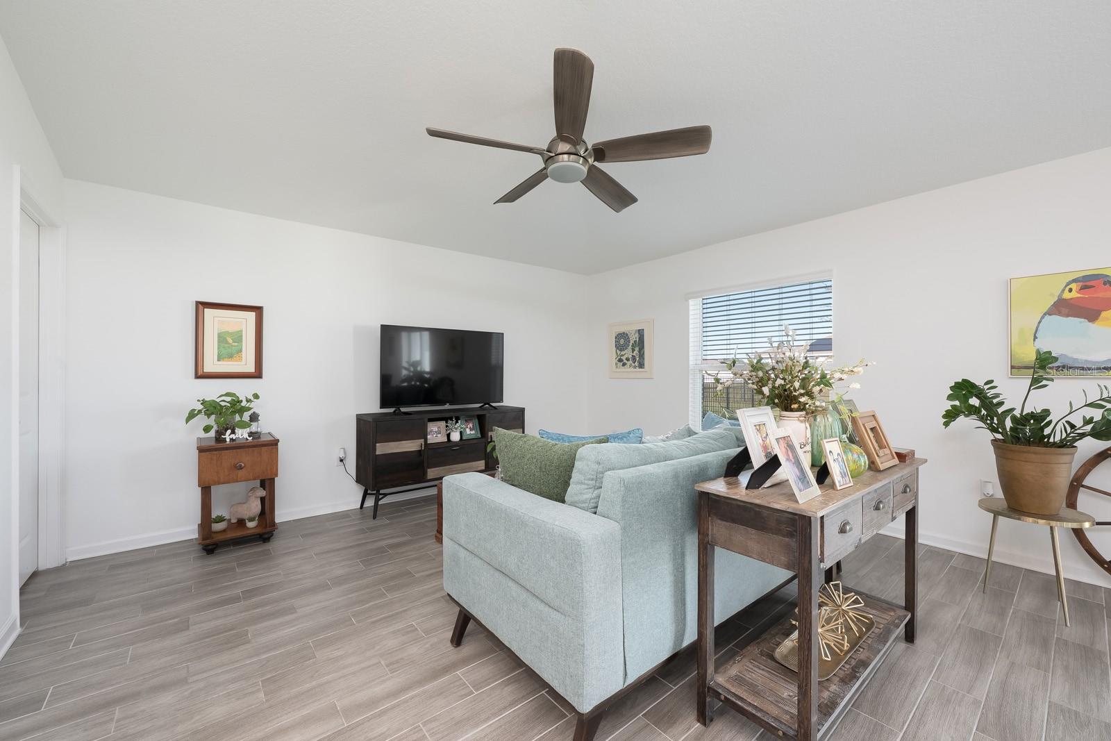 6936 DILLY LAKE AVE, GROVELAND, FL, 34736