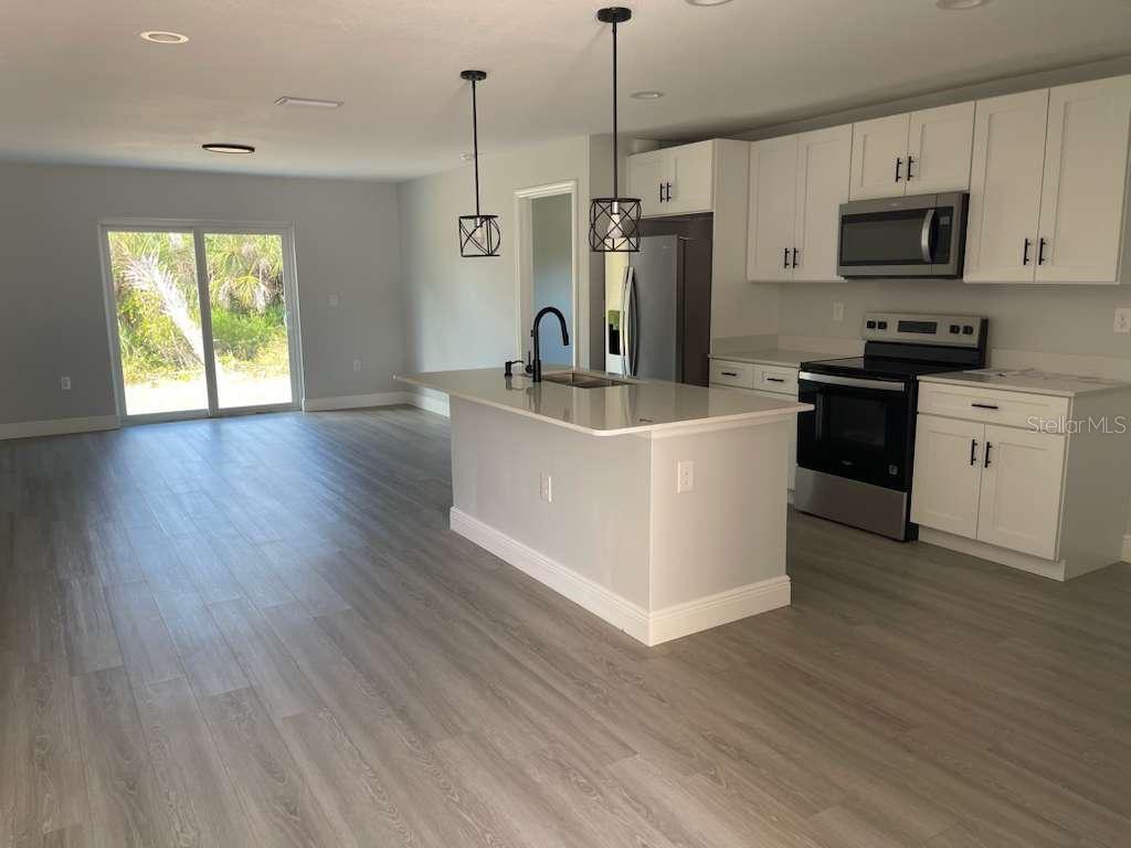 17512 POSTON AVE, PORT CHARLOTTE, FL, 33948