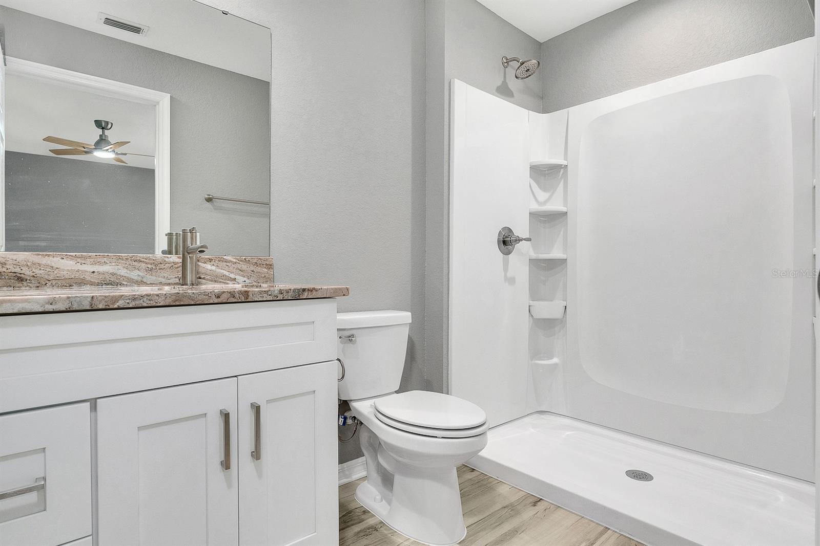 390 3RD AVE SW, MULBERRY, FL, 33860