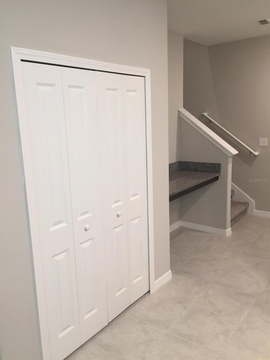 9618 PEMBROOKE PINES DR, SUN CITY CENTER, FL, 33573