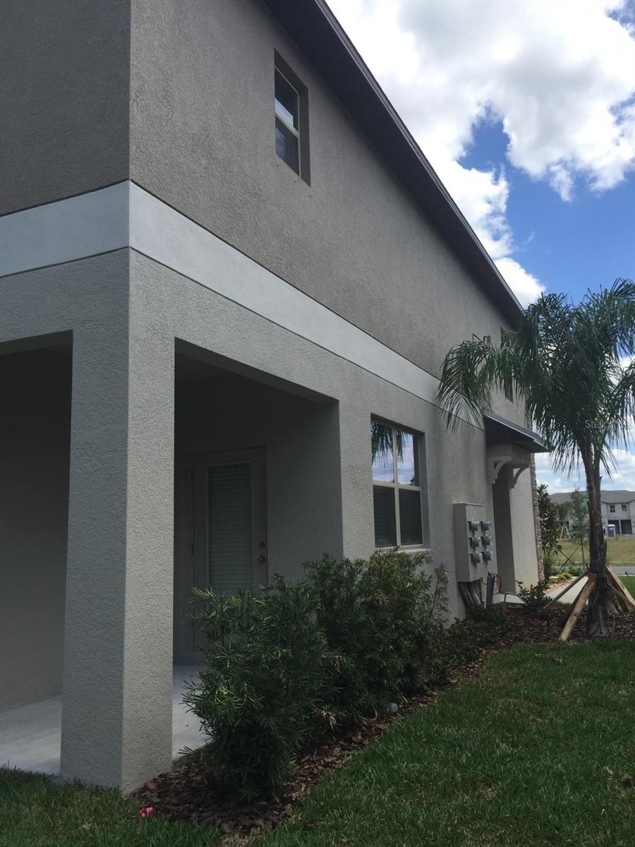 9618 PEMBROOKE PINES DR, SUN CITY CENTER, FL, 33573