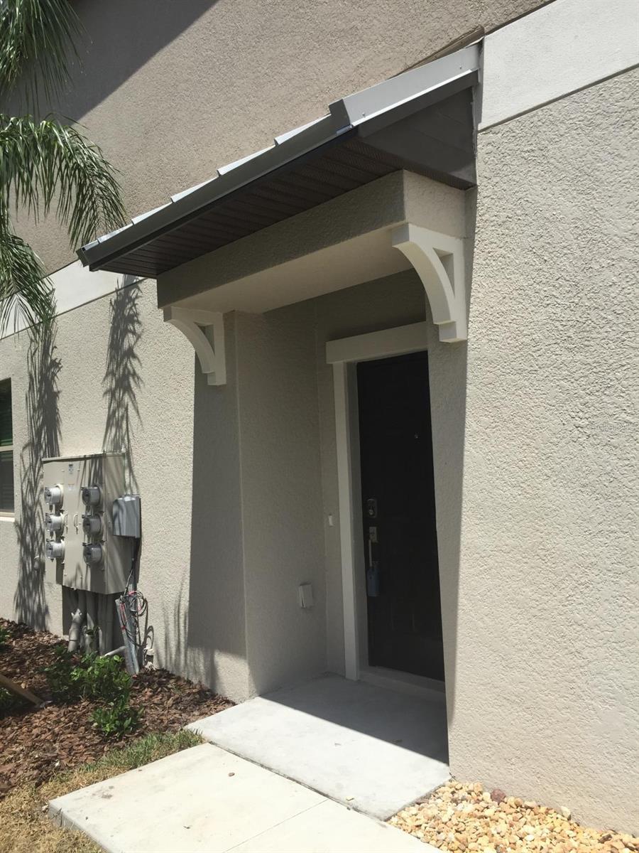 9618 PEMBROOKE PINES DR, SUN CITY CENTER, FL, 33573