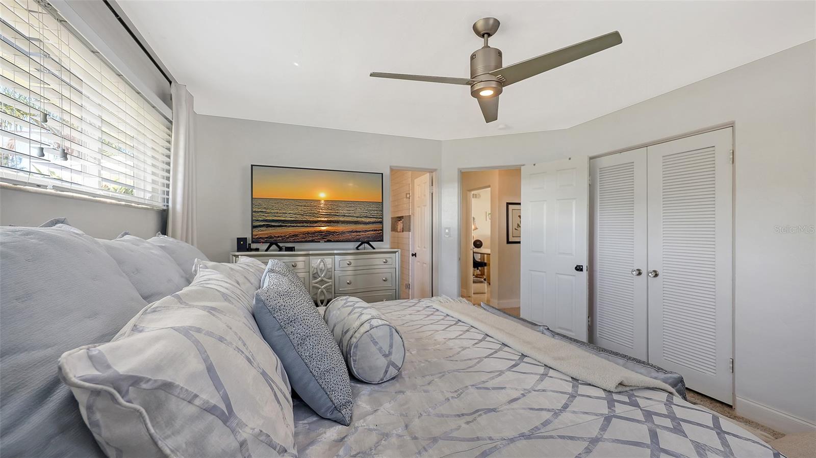 2525 HIBISCUS ST, SARASOTA, FL, 34239