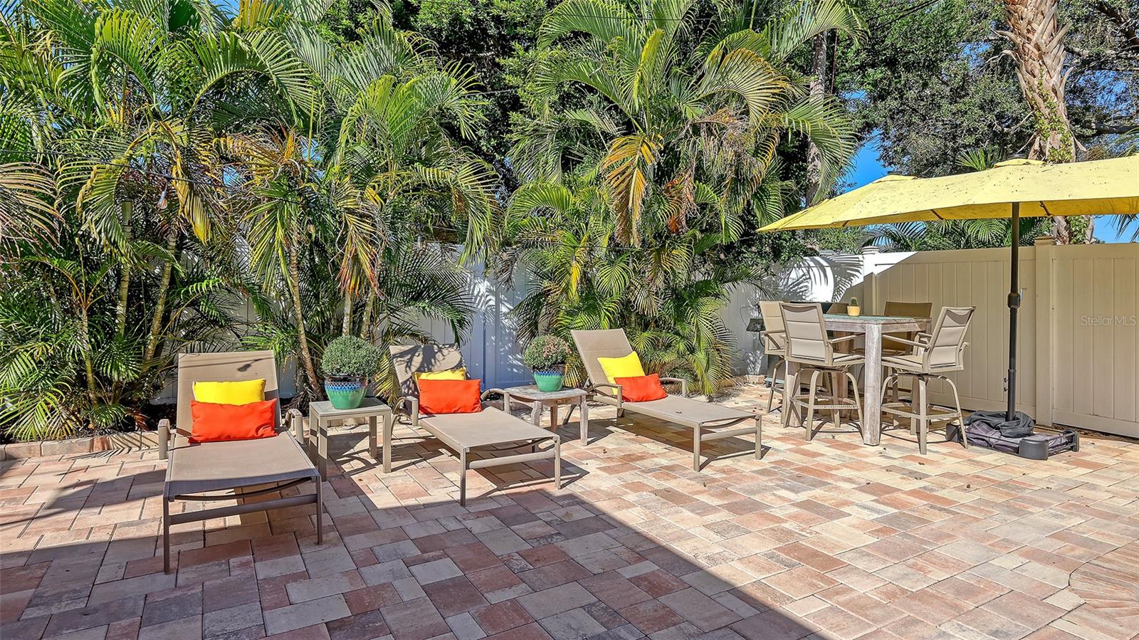 2525 HIBISCUS ST, SARASOTA, FL, 34239