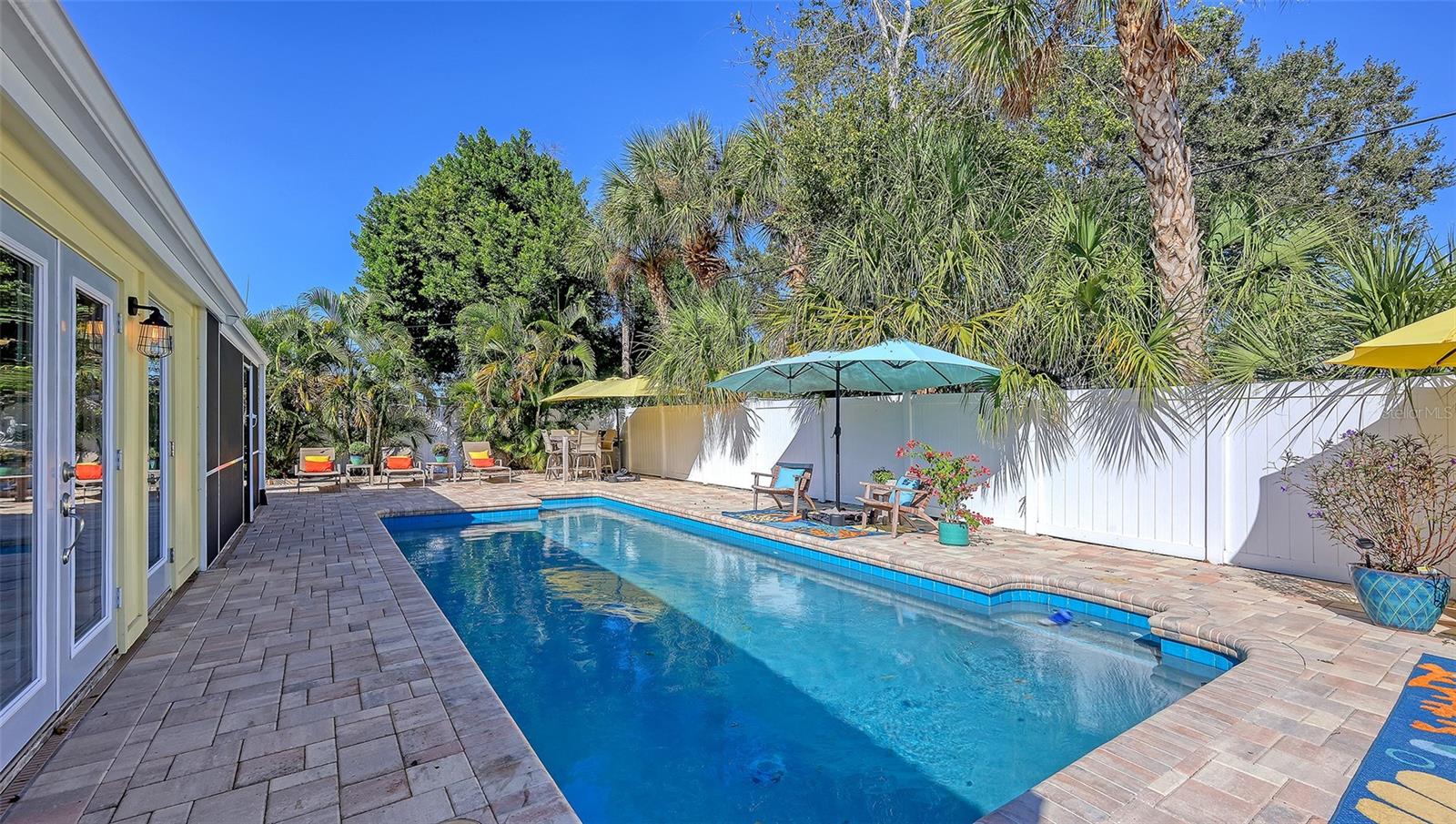 2525 HIBISCUS ST, SARASOTA, FL, 34239