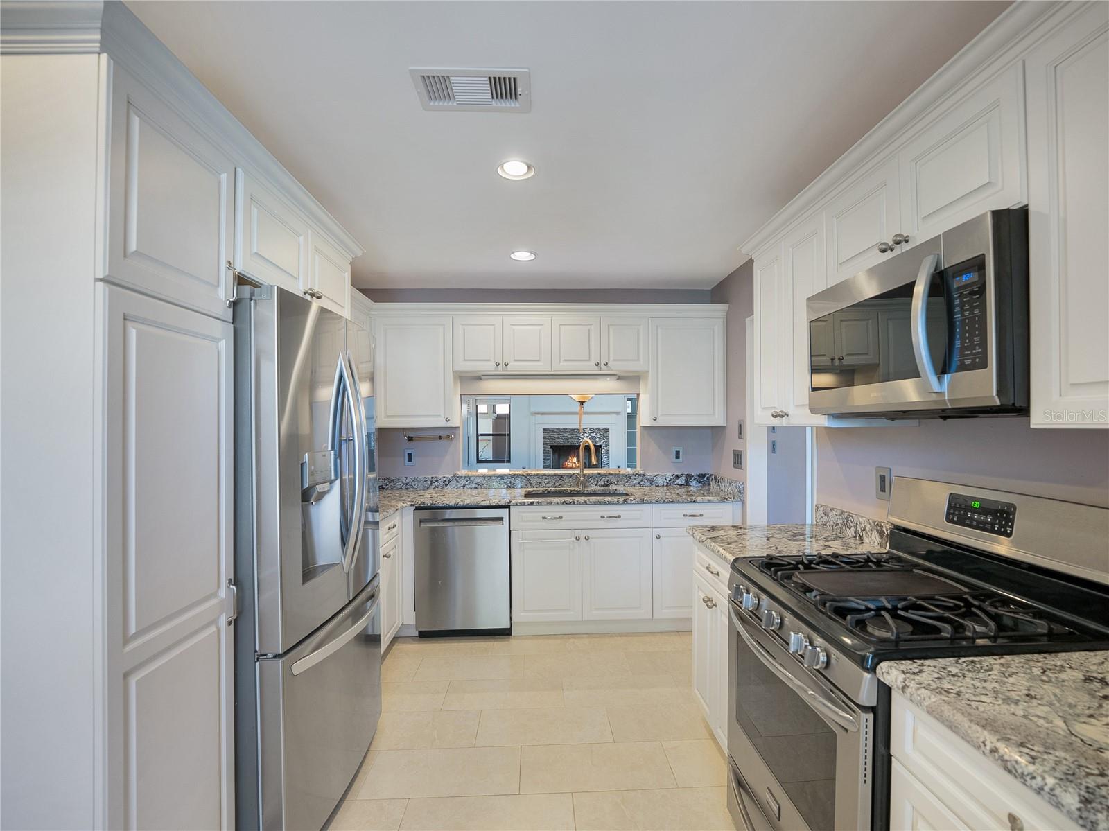 2032 SE 37TH CT, OCALA, FL, 34471